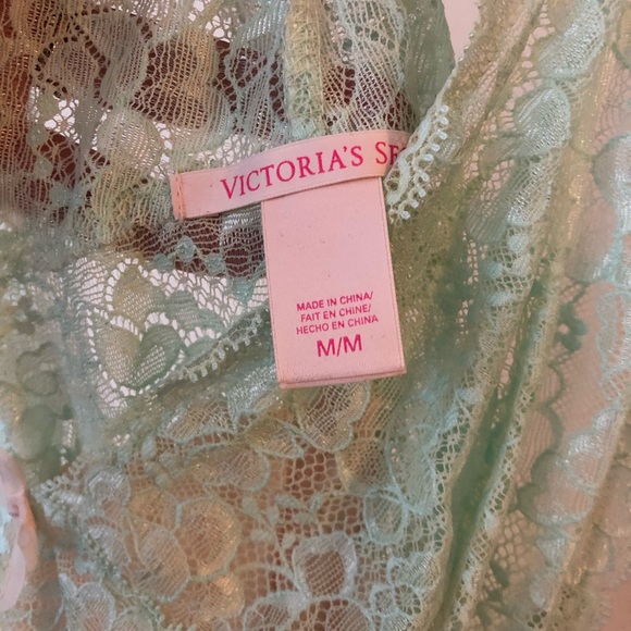 Victoria’s Secret lace and silk teddy - Picture 7 of 7